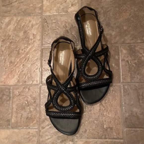 Naturalizer N5 Comfort Black Sandals Ladies Size 8.5 W  New - Picture 1 of 9